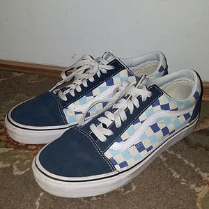 Blue old Skool checkered vans